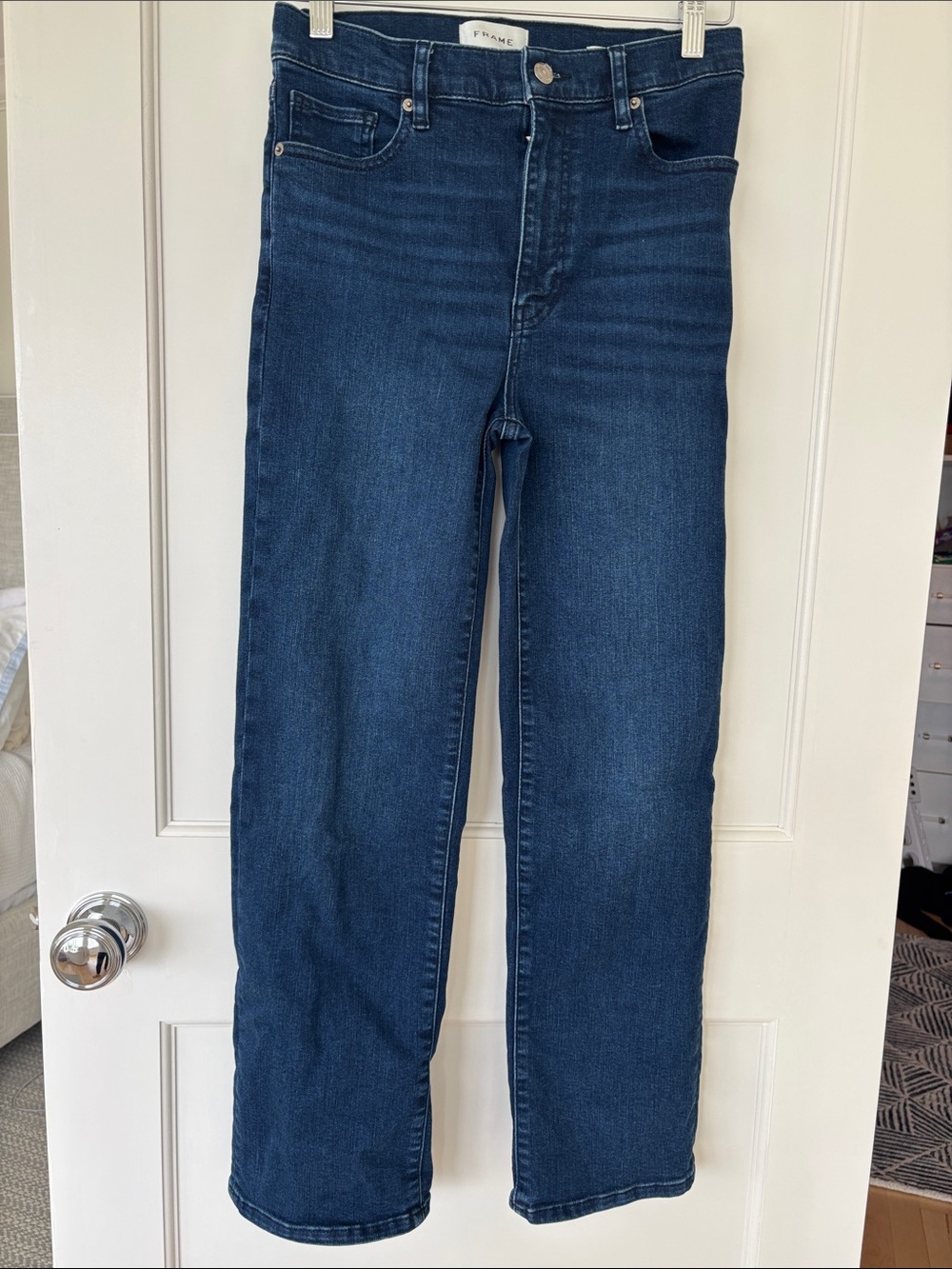 New Frame Le Sleek Straight Jeans - 27
